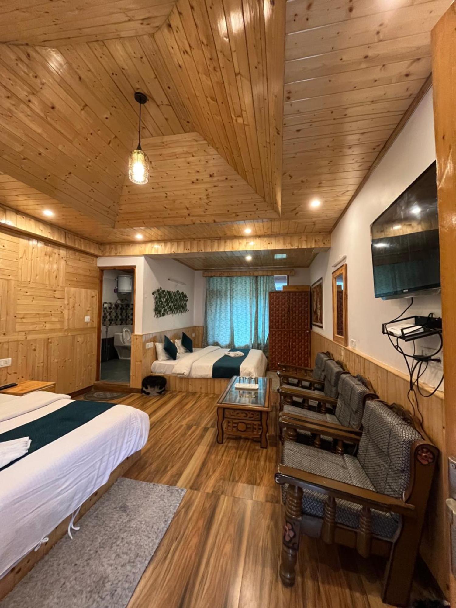 Hotel Neelgiri - Manali Diaries ภายนอก รูปภาพ